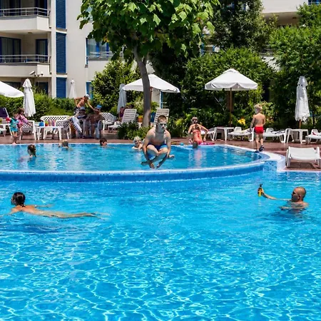 Aparthotel Private Excelsior 3*